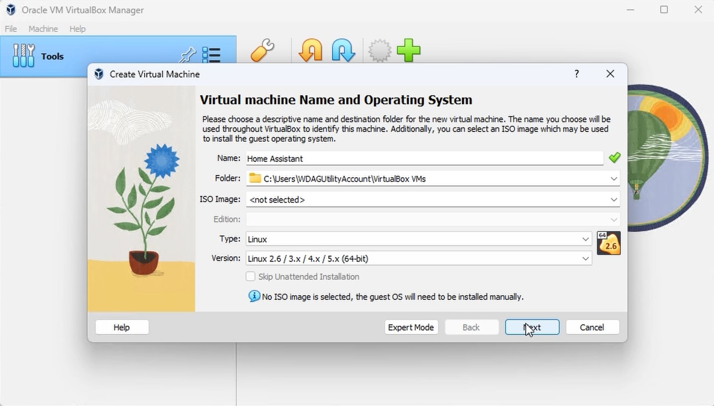 Creación Máquina Virtual Home Assistant - Nombre y Sistema Operativo